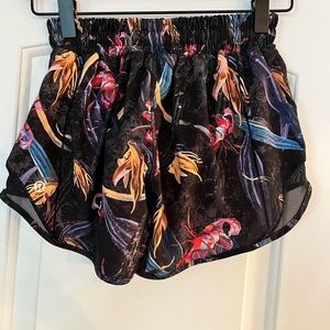 Lululemon Lined Multicolored Hotty Hot Shorts 2.5 inch